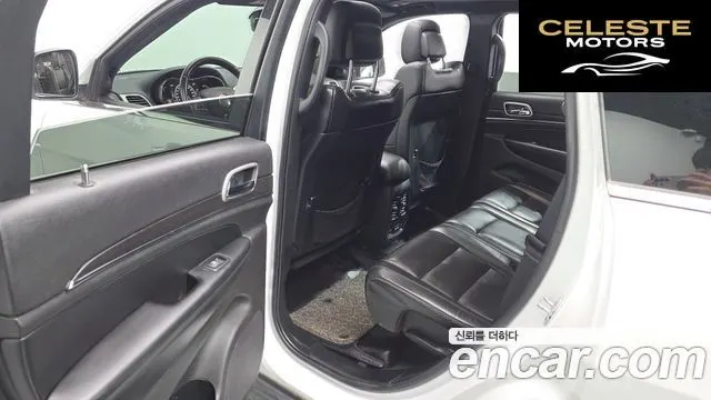 JEEP 3.6 Limited 2018 — photo 18 sur 32