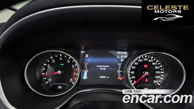 JEEP 22.4 Limited AWD 2018 — photo 11 sur 36