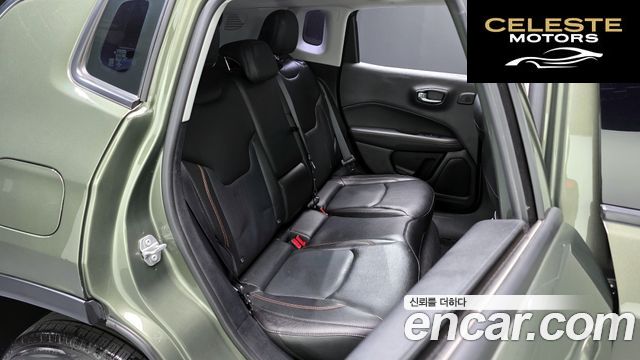 JEEP 22.4 Limited AWD 2018 — photo 17 sur 36