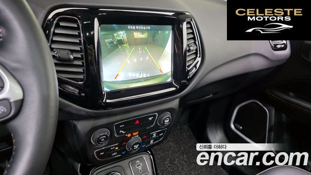 JEEP 22.4 Limited AWD 2018 — photo 25 sur 36
