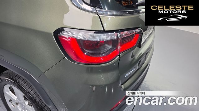 JEEP 22.4 Limited AWD 2018 — photo 9 sur 36