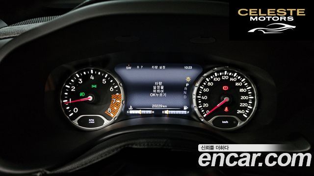 JEEP 2.4 Limited 2019 — photo 8 sur 20