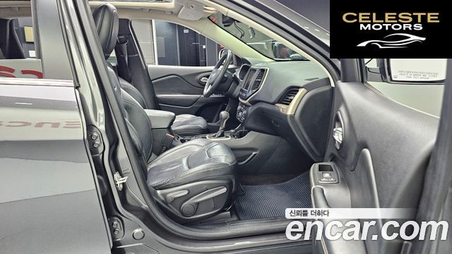 JEEP (KL) 2.0 Limited 4WD 2015 — photo 11 sur 20