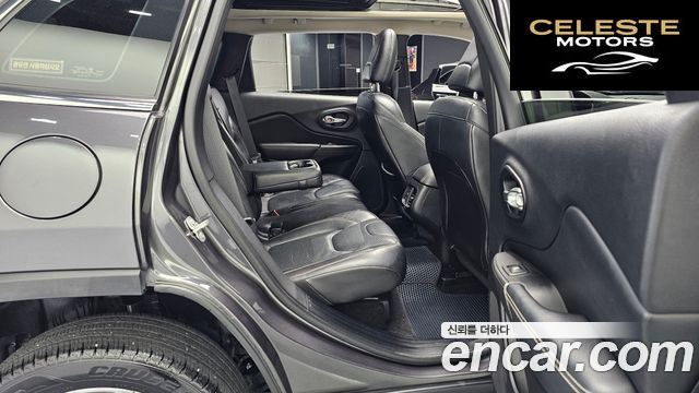 JEEP (KL) 2.0 Limited 4WD 2015 — photo 12 sur 20