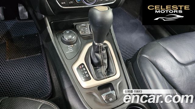 JEEP (KL) 2.0 Limited 4WD 2015 — photo 9 sur 20