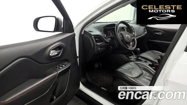 JEEP (KL) 3.2 AWD 2021 — photo 13 sur 36