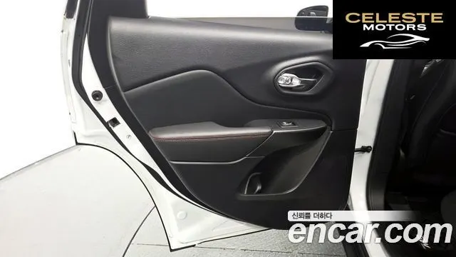 JEEP (KL) 3.2 AWD 2021 — photo 15 sur 36