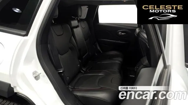 JEEP (KL) 3.2 AWD 2021 — photo 17 sur 36