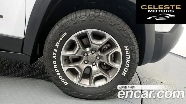 JEEP (KL) 3.2 AWD 2021 — photo 7 sur 36