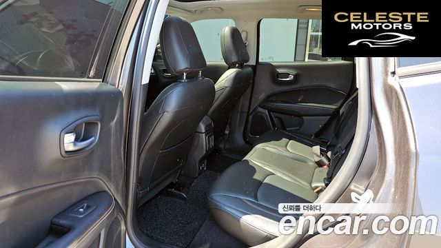 JEEP 22.4 AWD 2018 — photo 11 sur 20