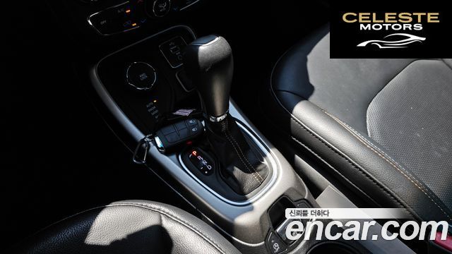 JEEP 22.4 AWD 2018 — photo 9 sur 20