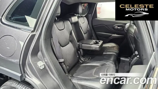JEEP (KL) 2.4 High AWD 2019 — photo 18 sur 31