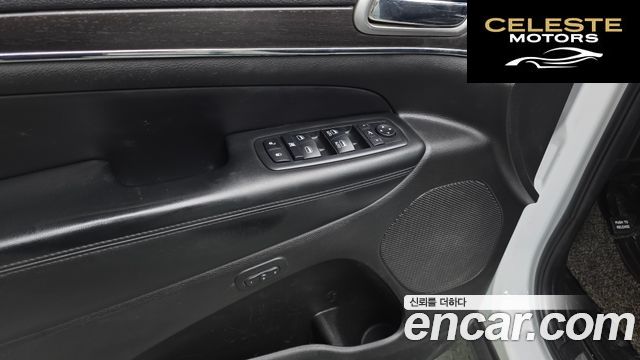 JEEP 3.6 Limited 2018 — photo 25 sur 32