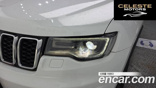 JEEP 3.6 Limited 2018 — photo 8 sur 32