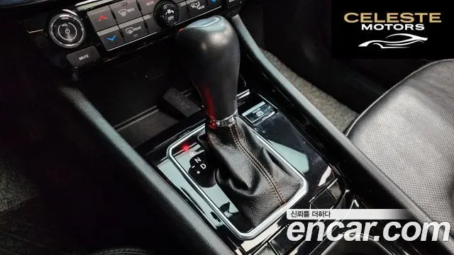 JEEP 22.4 Limited 2WD 2022 — photo 12 sur 38