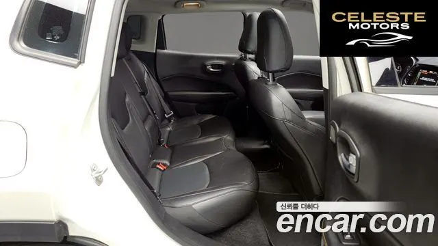 JEEP 22.4 Limited AWD 2019 — photo 11 sur 20