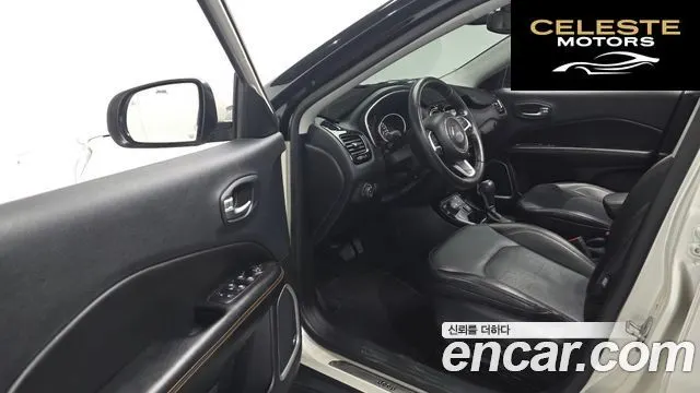 JEEP 22.4 Limited AWD 2019 — photo 13 sur 30