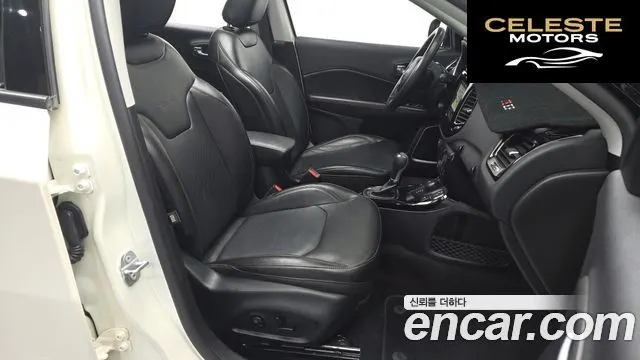 JEEP 22.4 Limited AWD 2019 — photo 18 sur 30