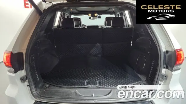 JEEP 3.6 80Edition 2021 — photo 24 sur 35