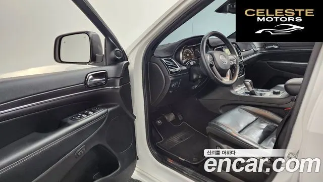JEEP 3.6 80Edition 2021 — photo 13 sur 35