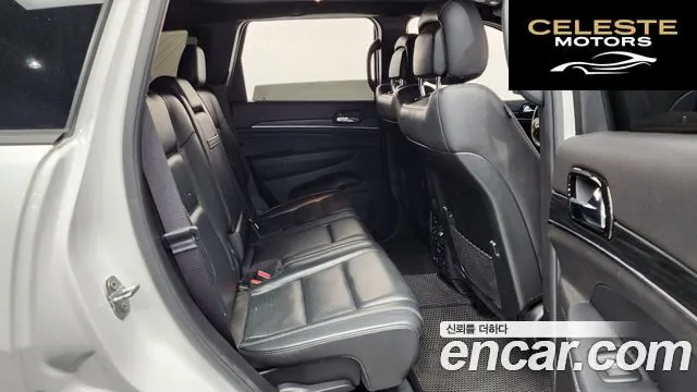 JEEP 3.6 80Edition 2021 — photo 17 sur 35