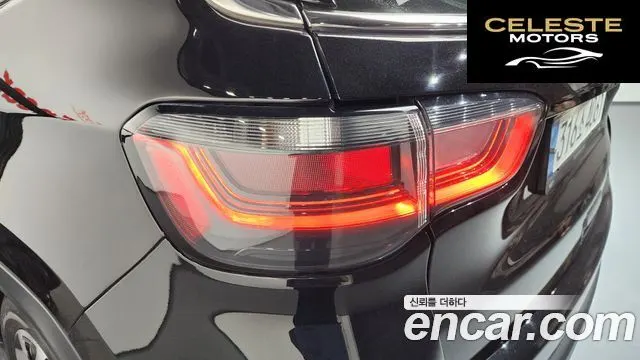 JEEP 22.4 Limited 2WD 2022 — photo 9 sur 38