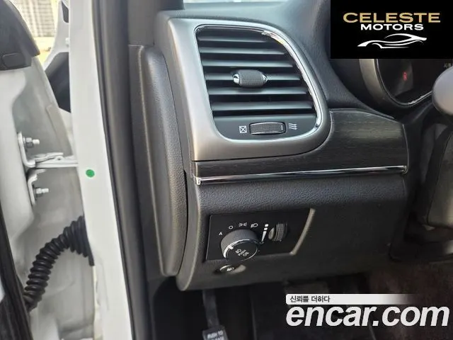 JEEP 3.6 Limited 2018 — photo 10 sur 16