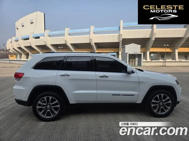 JEEP 3.6 Limited 2018 — photo 2 sur 16