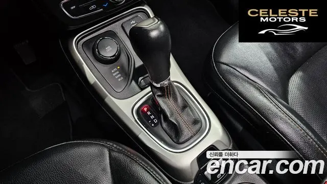 JEEP 22.4 AWD 2018 — photo 12 sur 30