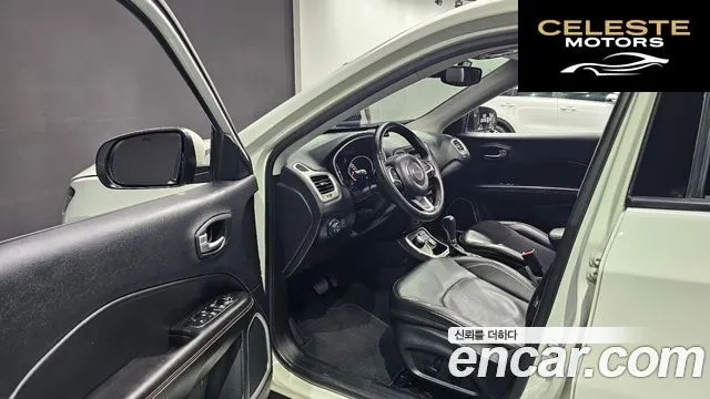 JEEP 22.4 AWD 2018 — photo 13 sur 30