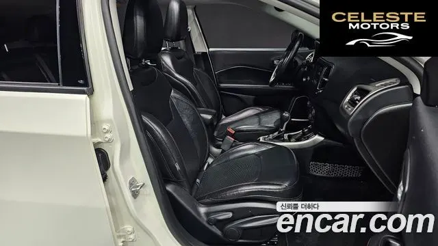 JEEP 22.4 AWD 2018 — photo 16 sur 30