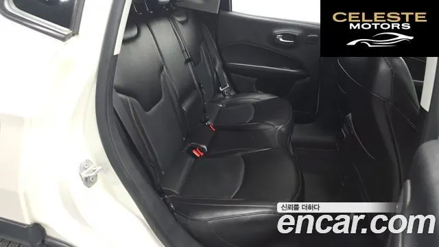 JEEP 22.4 Limited AWD 2019 — photo 17 sur 30