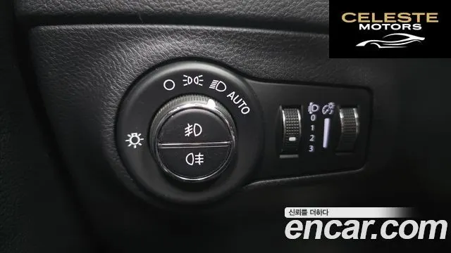 JEEP 22.4 Limited AWD 2019 — photo 24 sur 30