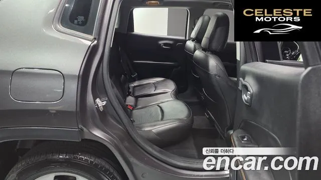 JEEP 22.4 Limited AWD 2019 — photo 17 sur 30