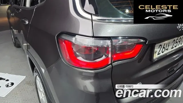 JEEP 22.4 Limited AWD 2019 — photo 9 sur 30