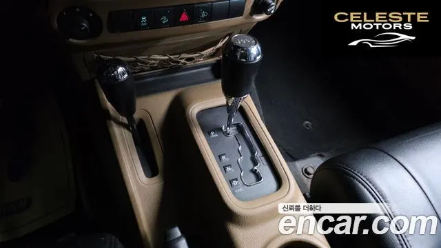 JEEP (JK) 2.8 4portes 2012 — photo 9 sur 20