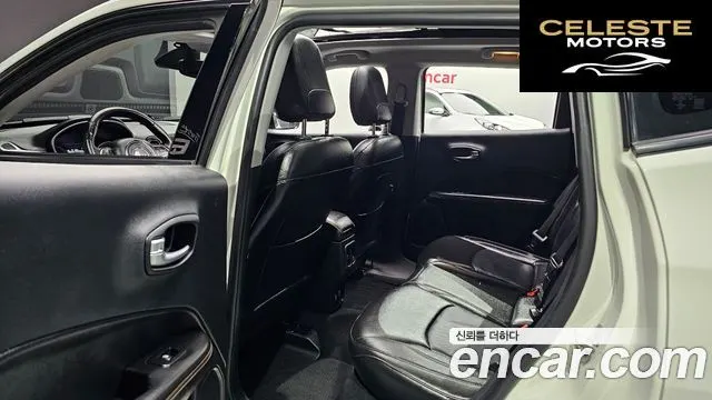 JEEP 22.4 AWD 2018 — photo 20 sur 30