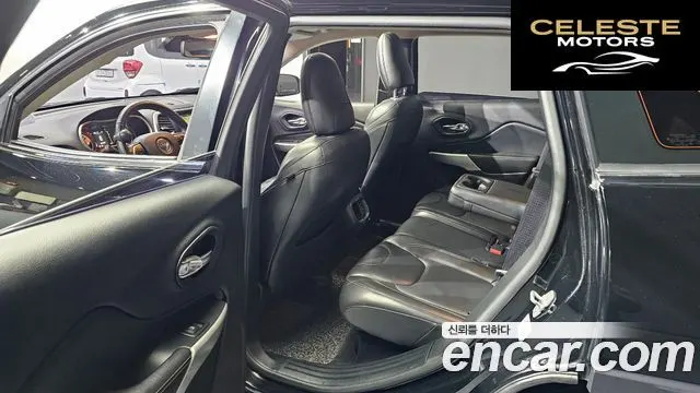 JEEP (KL) 2.4 High AWD 2018 — photo 11 sur 20