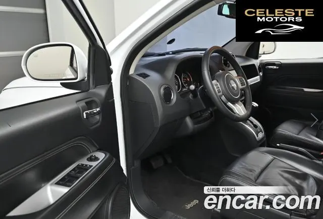 JEEP 2.4 Limited 2016 — photo 11 sur 26