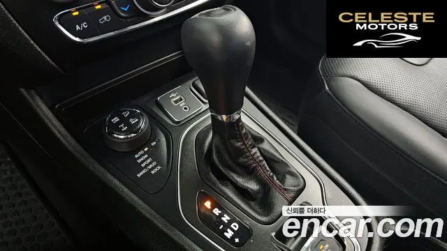 JEEP (KL) 3.2 AWD 2019 — photo 9 sur 20