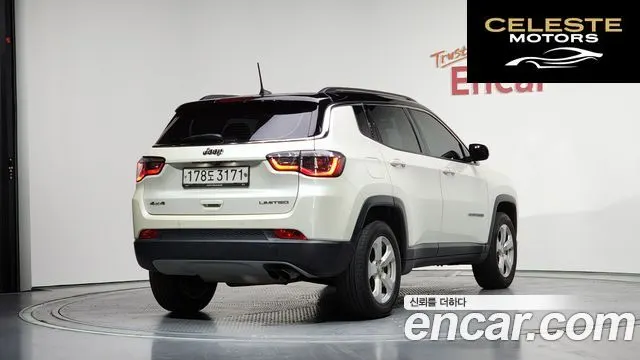 JEEP 22.4 Limited AWD 2019 — photo 2 sur 35