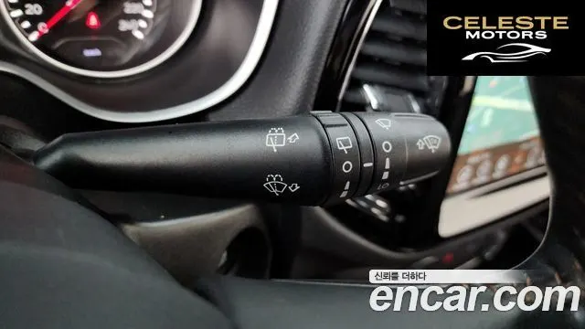 JEEP 22.4 Limited AWD 2019 — photo 28 sur 35