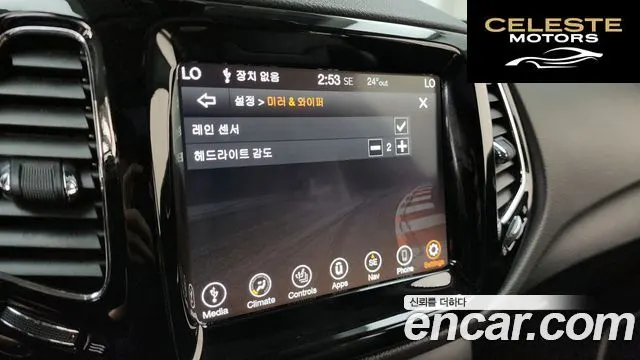 JEEP 22.4 Limited AWD 2019 — photo 34 sur 35