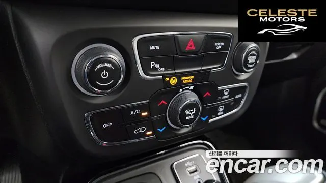 JEEP 22.4 Limited AWD 2019 — photo 35 sur 35