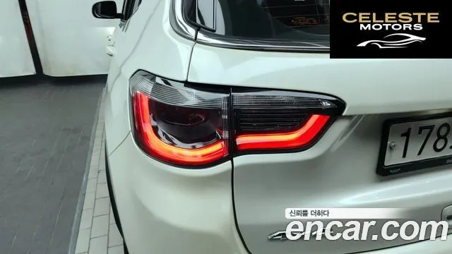 JEEP 22.4 Limited AWD 2019 — photo 9 sur 35