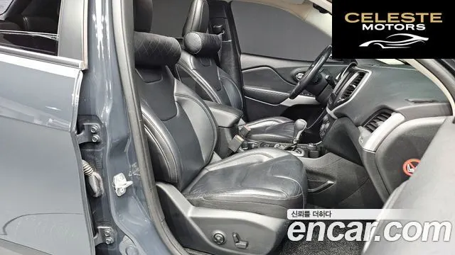 JEEP (KL) 2.4 High AWD 2017 — photo 11 sur 20