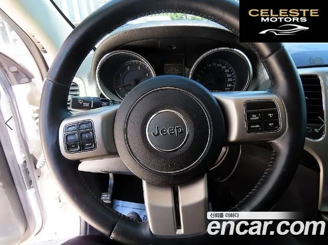 JEEP 3.0 2013 — photo 8 sur 26
