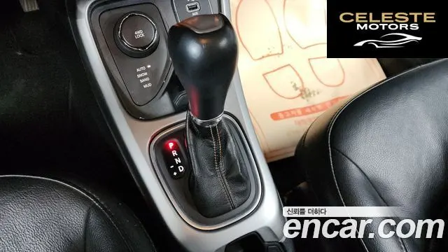 JEEP 22.4 AWD 2019 — photo 9 sur 20