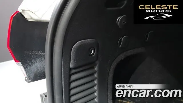 JEEP 3.6 Limited 2021 — photo 26 sur 32