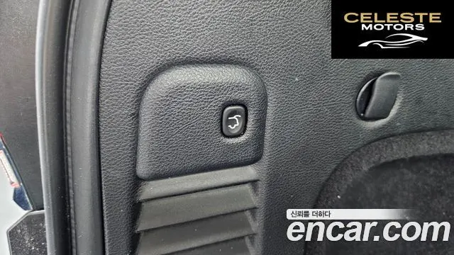 JEEP 3.6 Limited 2021 — photo 11 sur 24